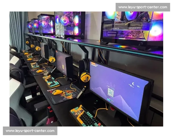 电竞酒店爆满，年轻人为何如此痴迷答案可能让你意想不到！